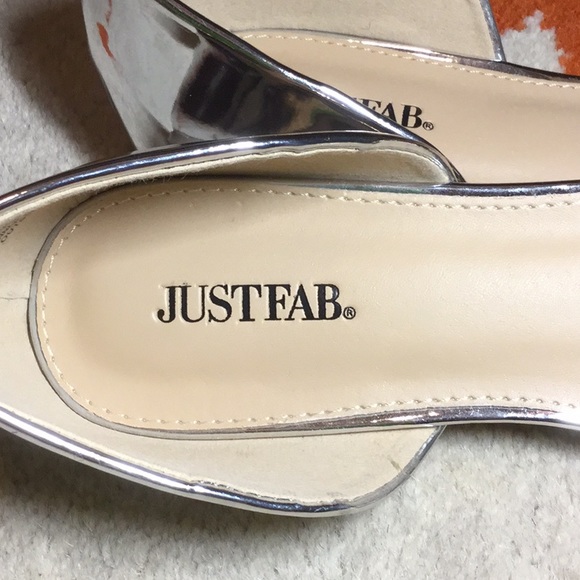 JustFab Bettine Silver flats SZ 9 - Picture 5 of 5